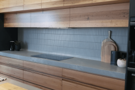 vj0232c-grey-matt-vertical-stacked-mosaics-300x296—-feature-tile—kitchen-design—splashback.png